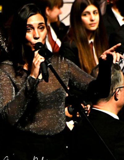 Sara Coro Gospel One Soul
